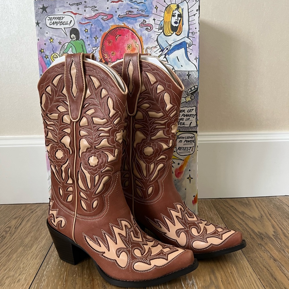 FLWR-BURST JC Cowboy boots. NEVER WORN
